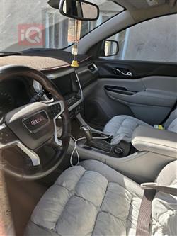 جي ام سي اكاديا